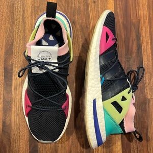 Women’s Adidas Sneakers,9.5